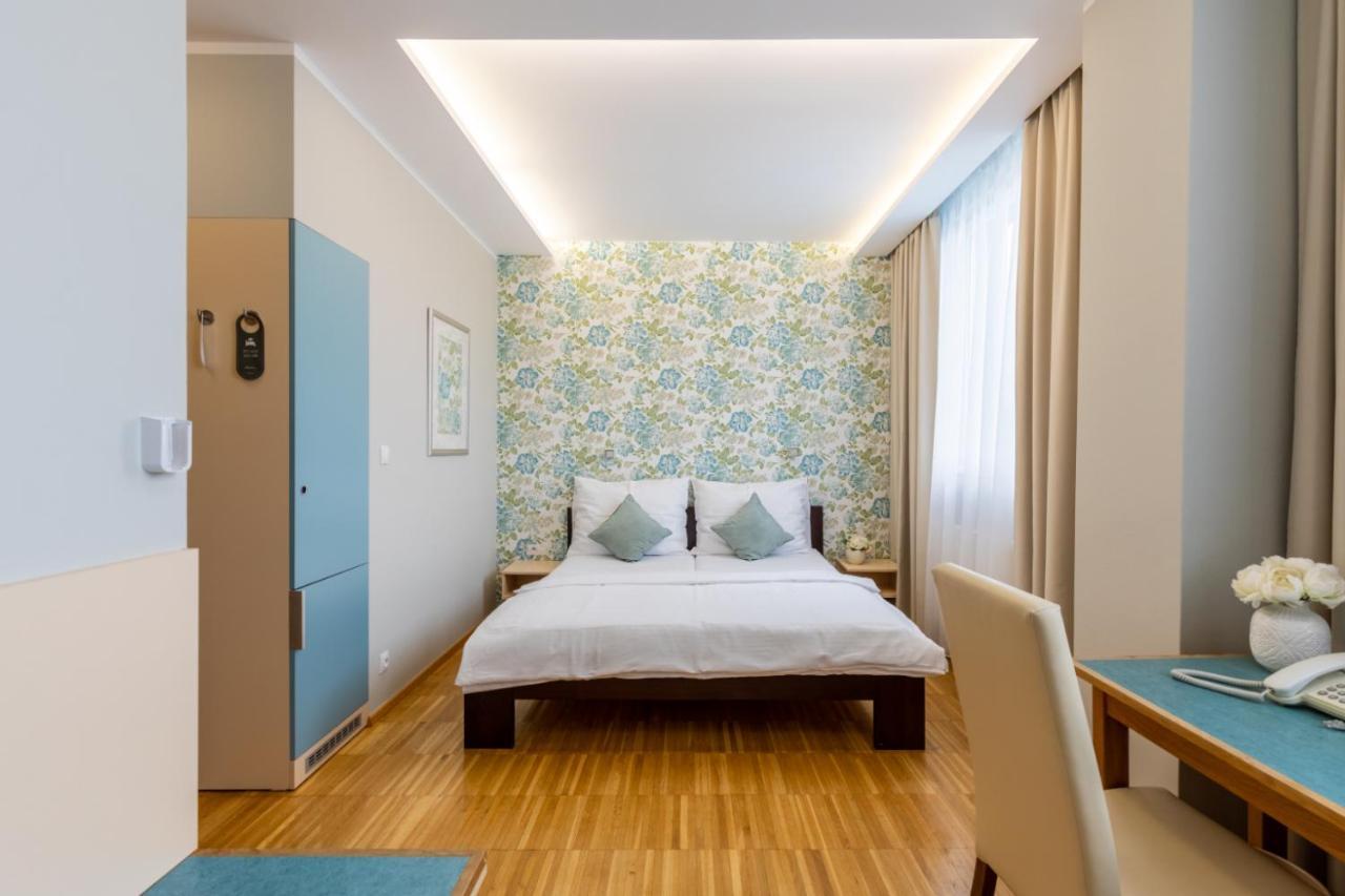 Hotel Abacie & Wellness Valašské Meziříčí Zewnętrze zdjęcie